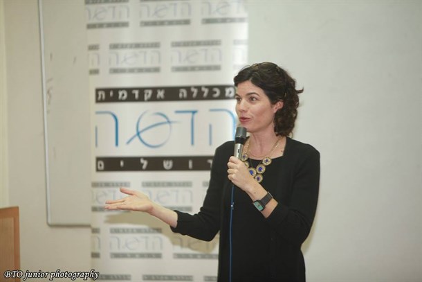 MK Tamar Zandberg from Meretz at the political gathering at the College, photo by: Nathaniel Tevel