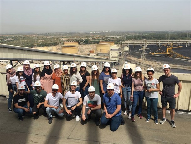 הסטודנטים במהלך הסיור בתחנת הכוח "אורות רבין" בחדרה